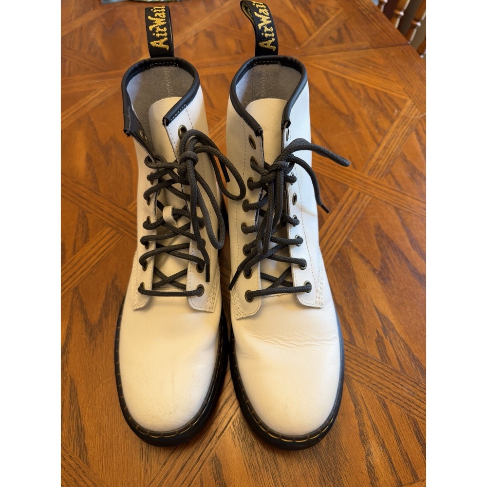 Dr Martian boots women 7 white ZAVALA AirWair
